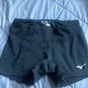Mizuno Volleyball shorts